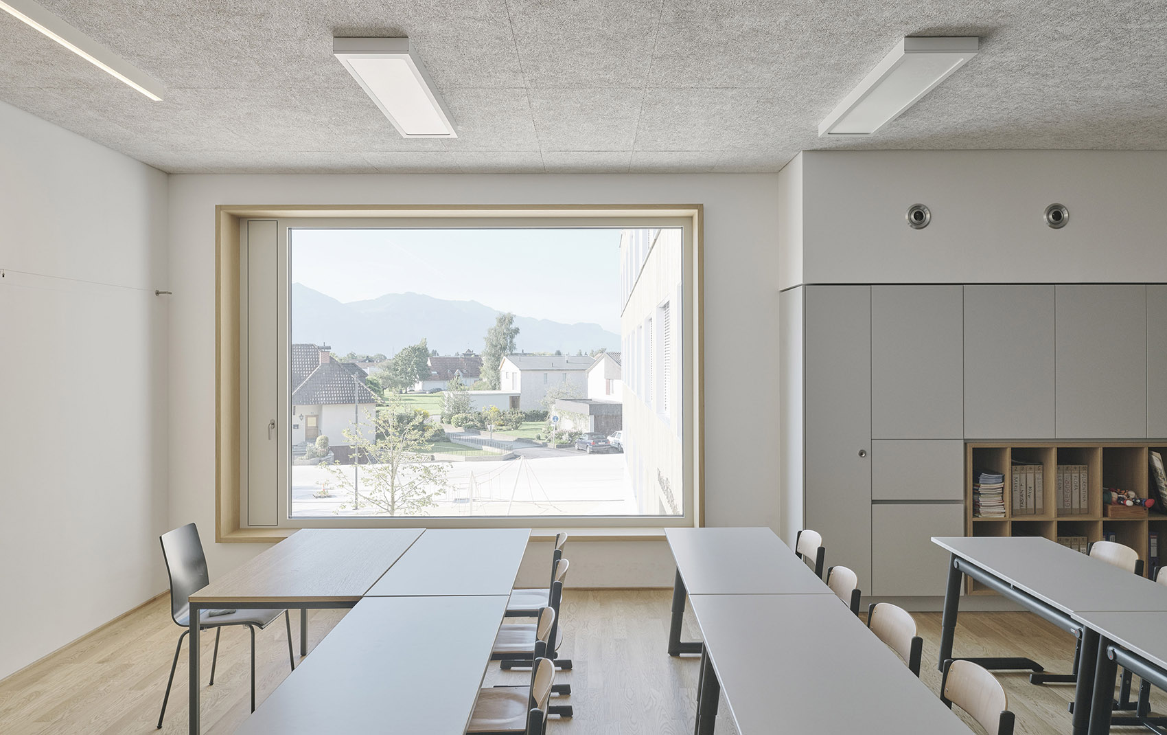 Bütze Wolfurt小学，奥地利/连接新旧建筑，创造统一连续的校园空间-83