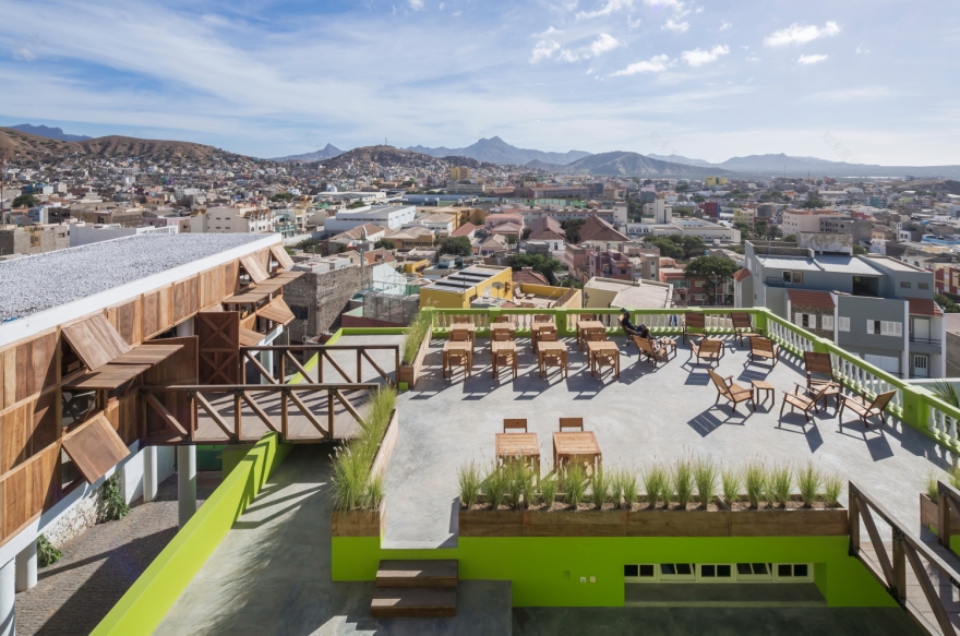 Cape Verde 岛上的生态酒店 - 融入本土元素的环保设计-63