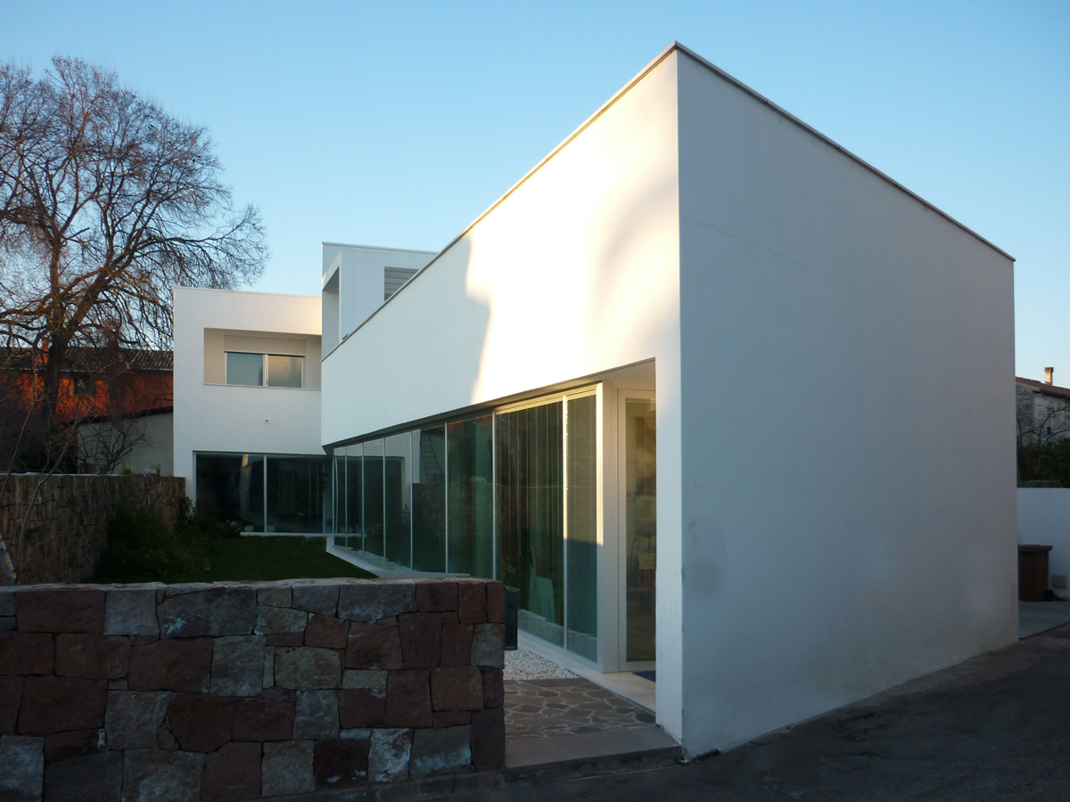 意大利 Samugheo 健康住宅设计-3