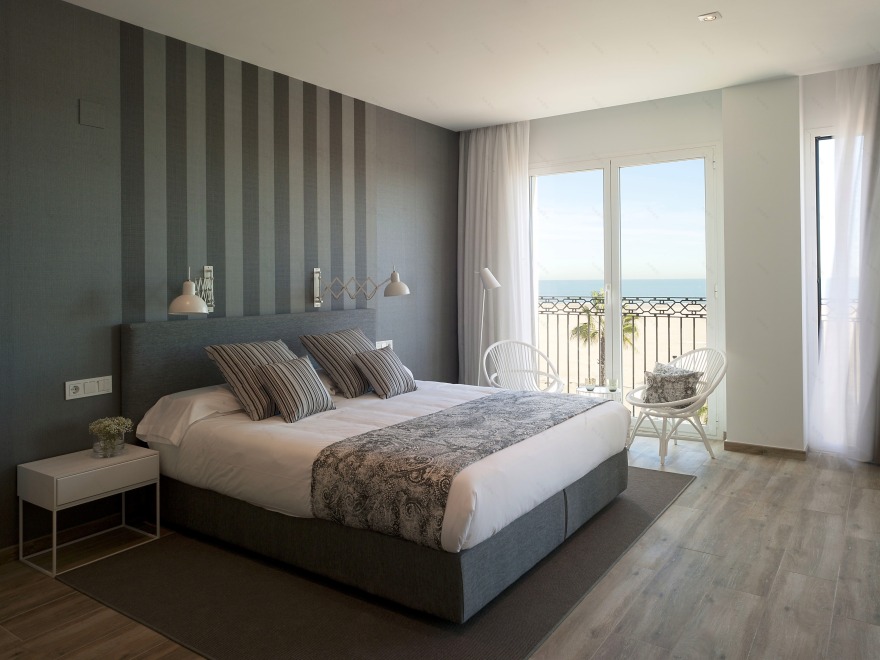 地中海风情融入酒店设计,打造温馨家园-19