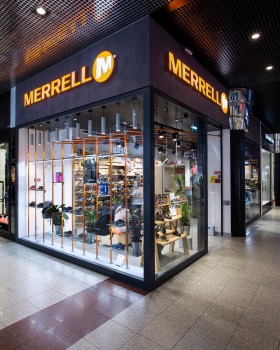 MERRELL 鞋店