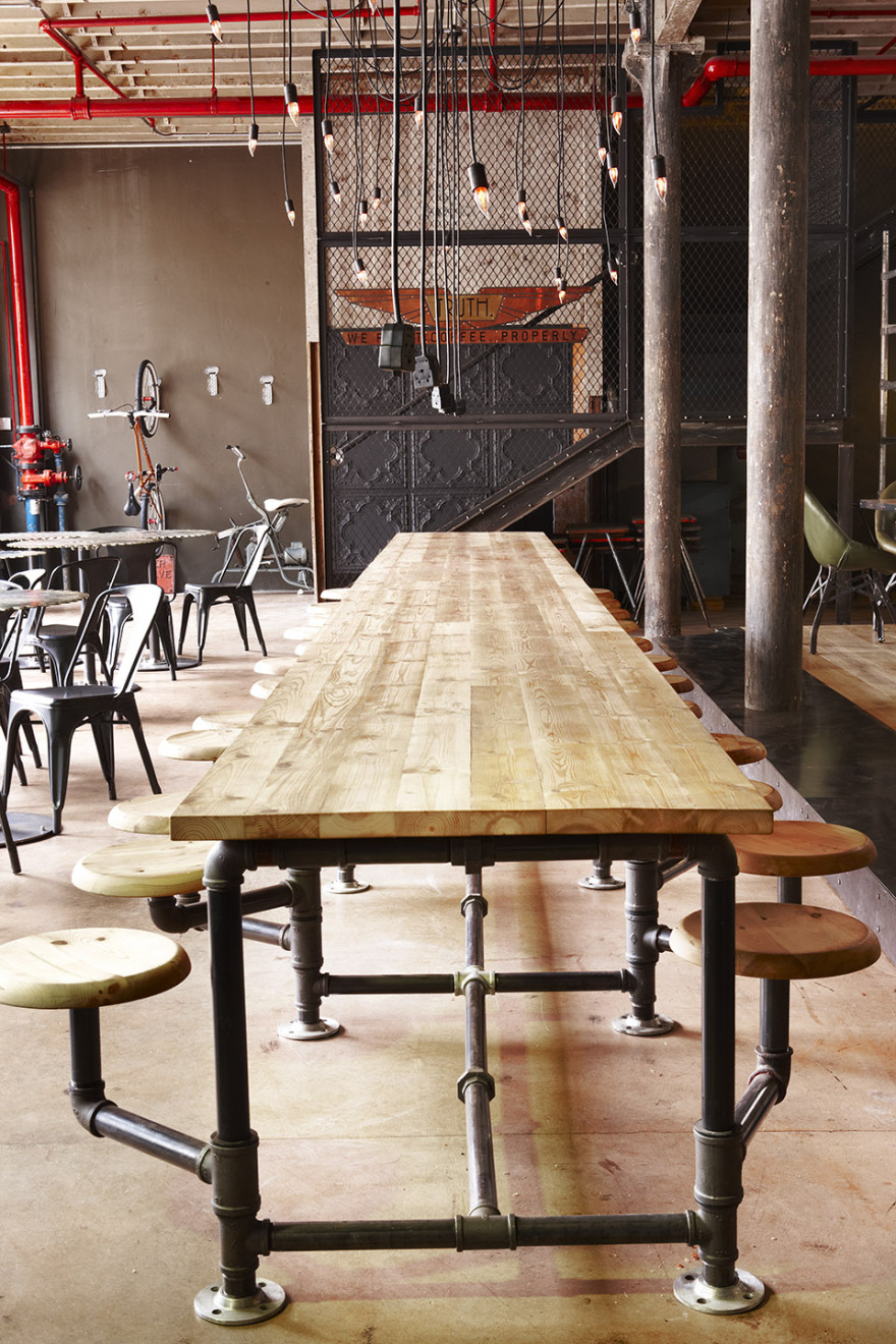 南非蒸汽朋克风格 Truth 咖啡馆与办公总部-11