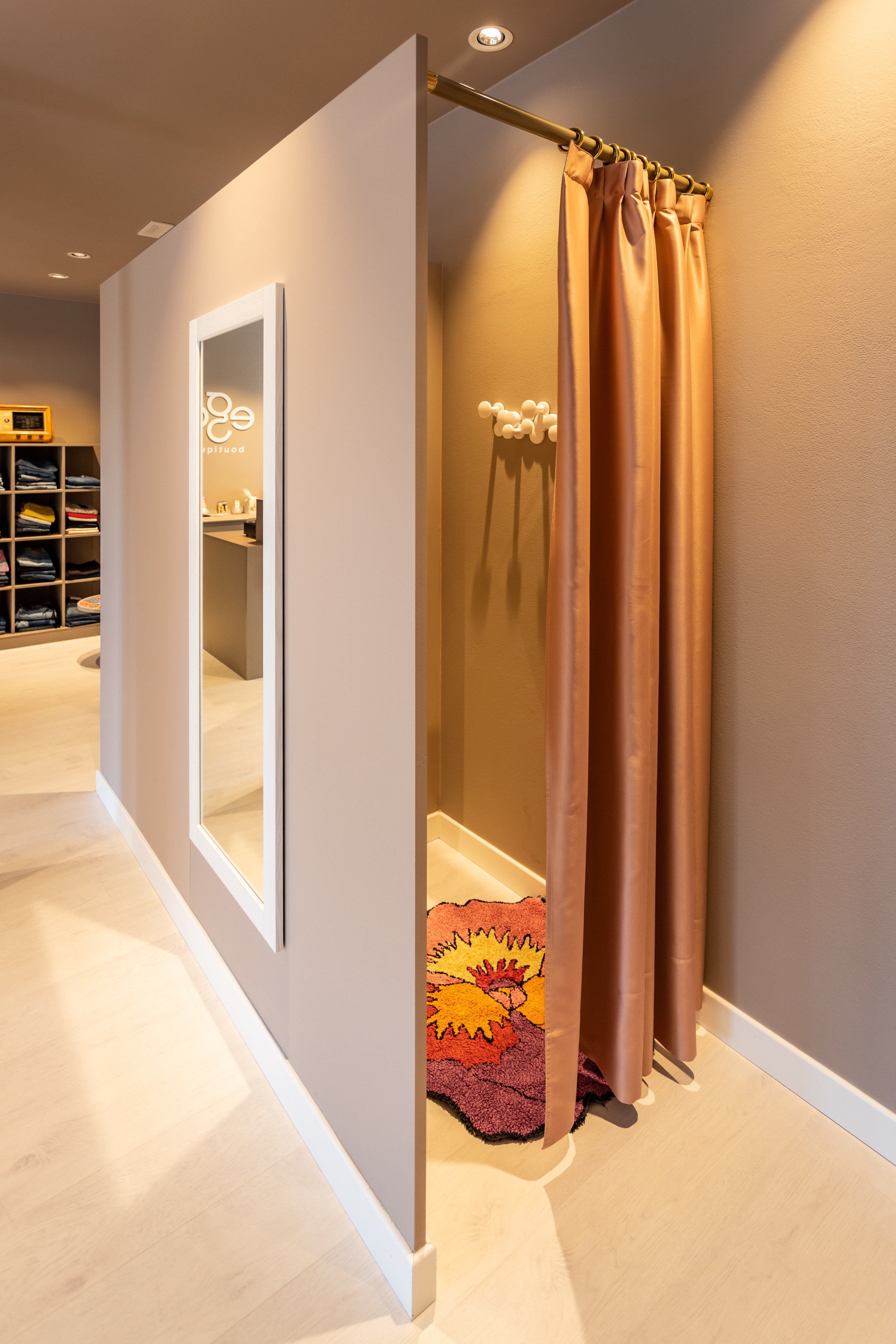 服装店丨EGO boutique丨Davide Pavanello Lab-9