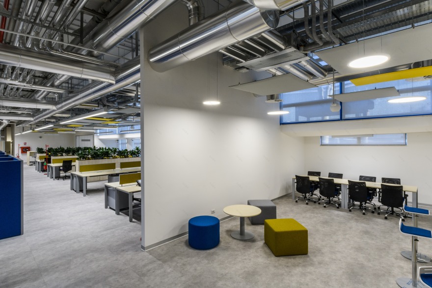 意大利工业遗址复兴,打造能源巨头办公空间-10