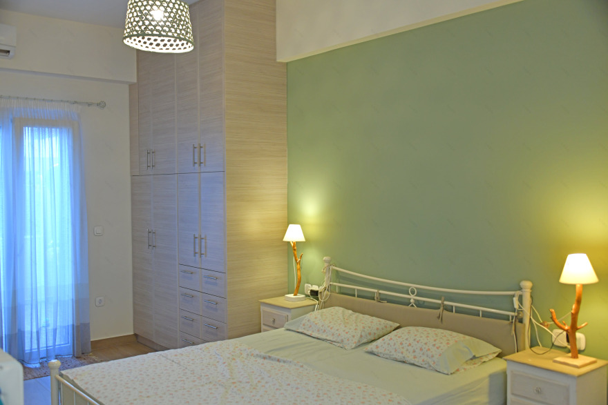 梦想家园的重生 | 现代、舒适、温馨的雅典公寓翻新-9