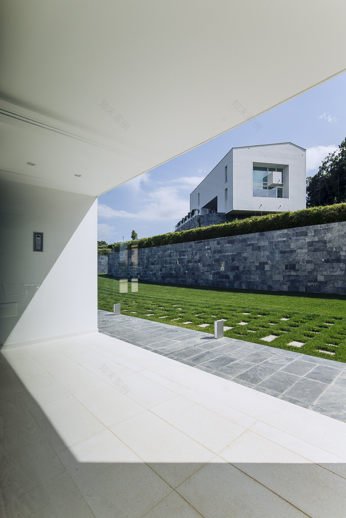 意大利 Sila 山区的生态住宅设计-25