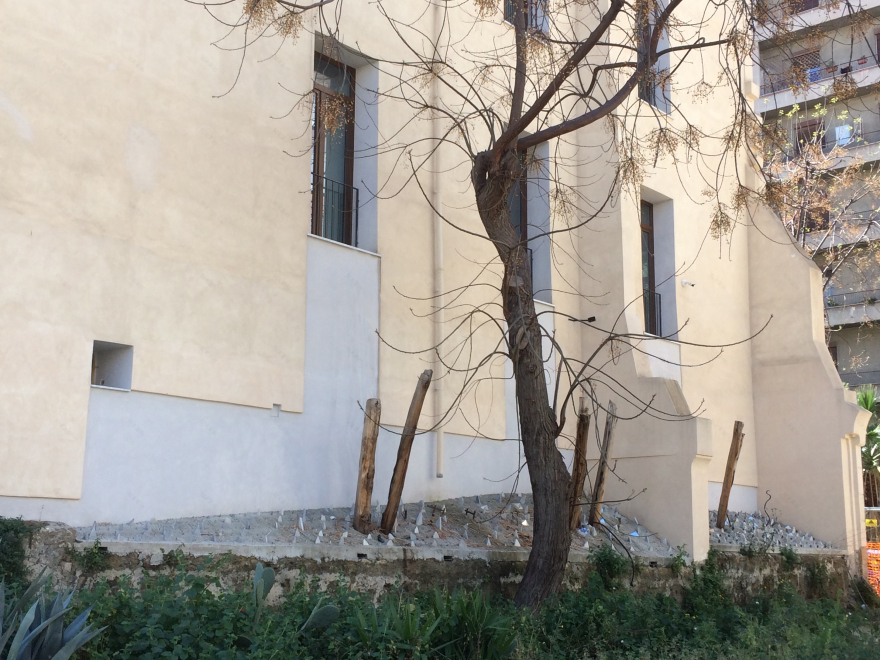 历史与现代交融的“第十三受害者广场”建筑改造-6