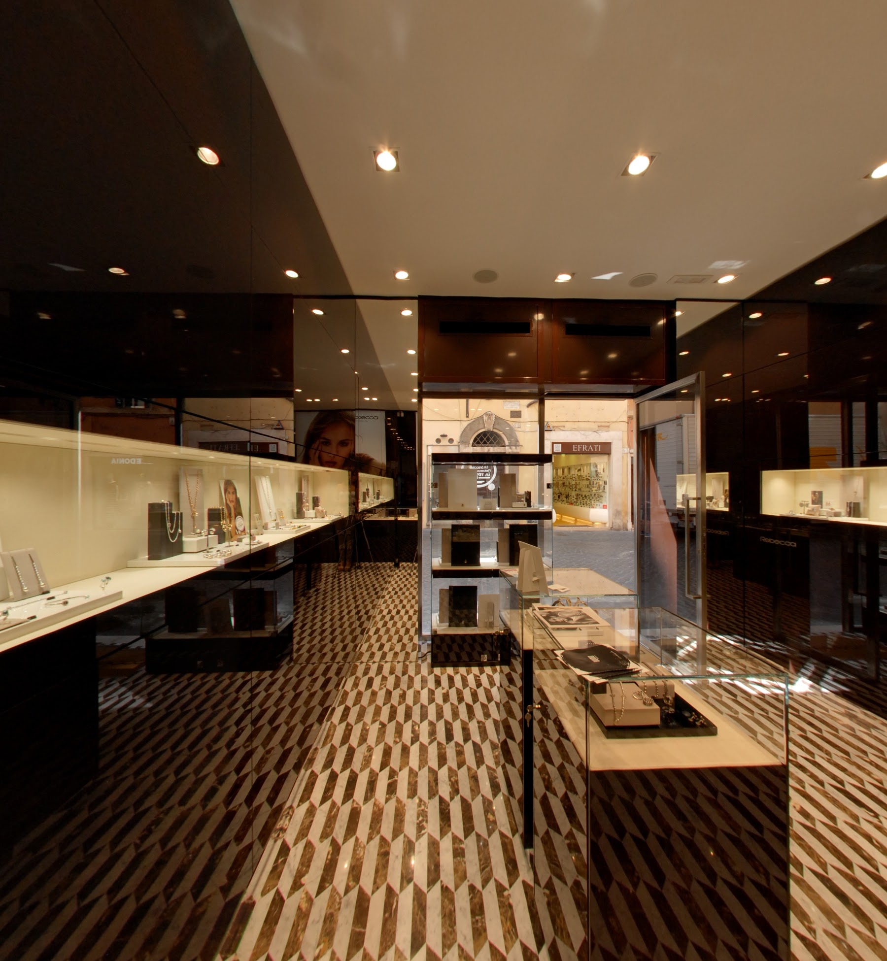 简约风格 Rebecca 商店亮相罗马-3