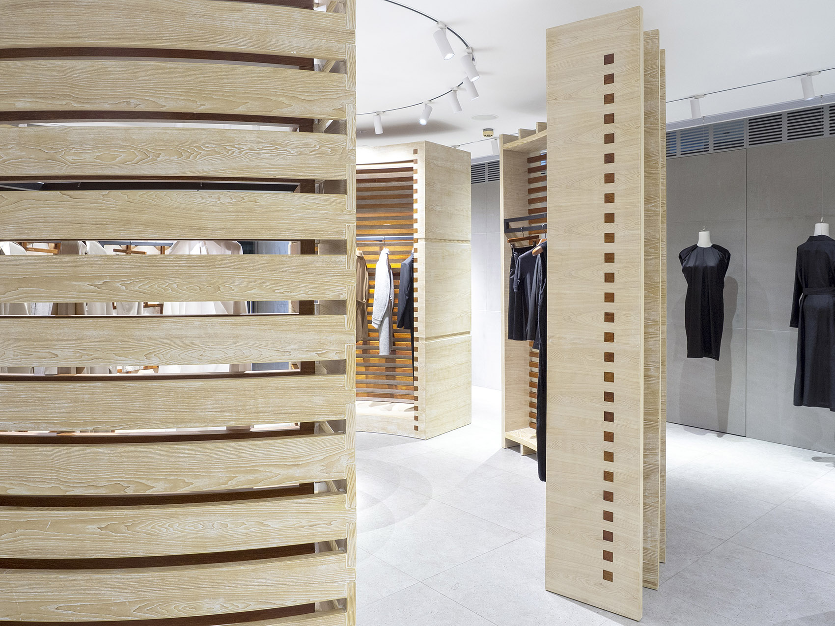 HAN精品店设计，广州/标志性的木材织物墙-40