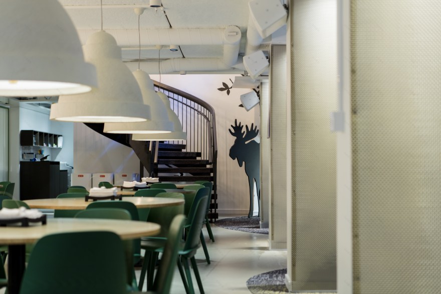 瑞典森林中的游戏王国 | King 办公室设计-31