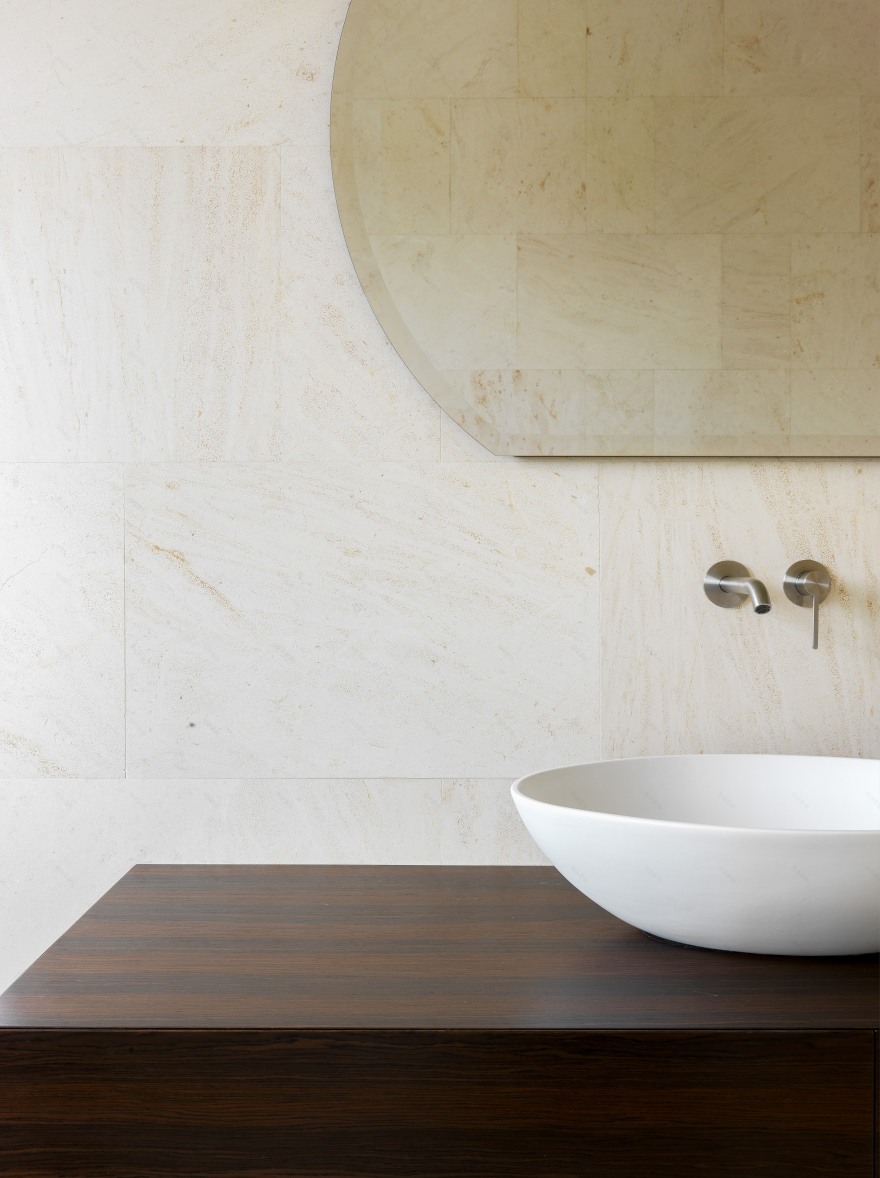 光影交汇,传统公寓的现代新生-23