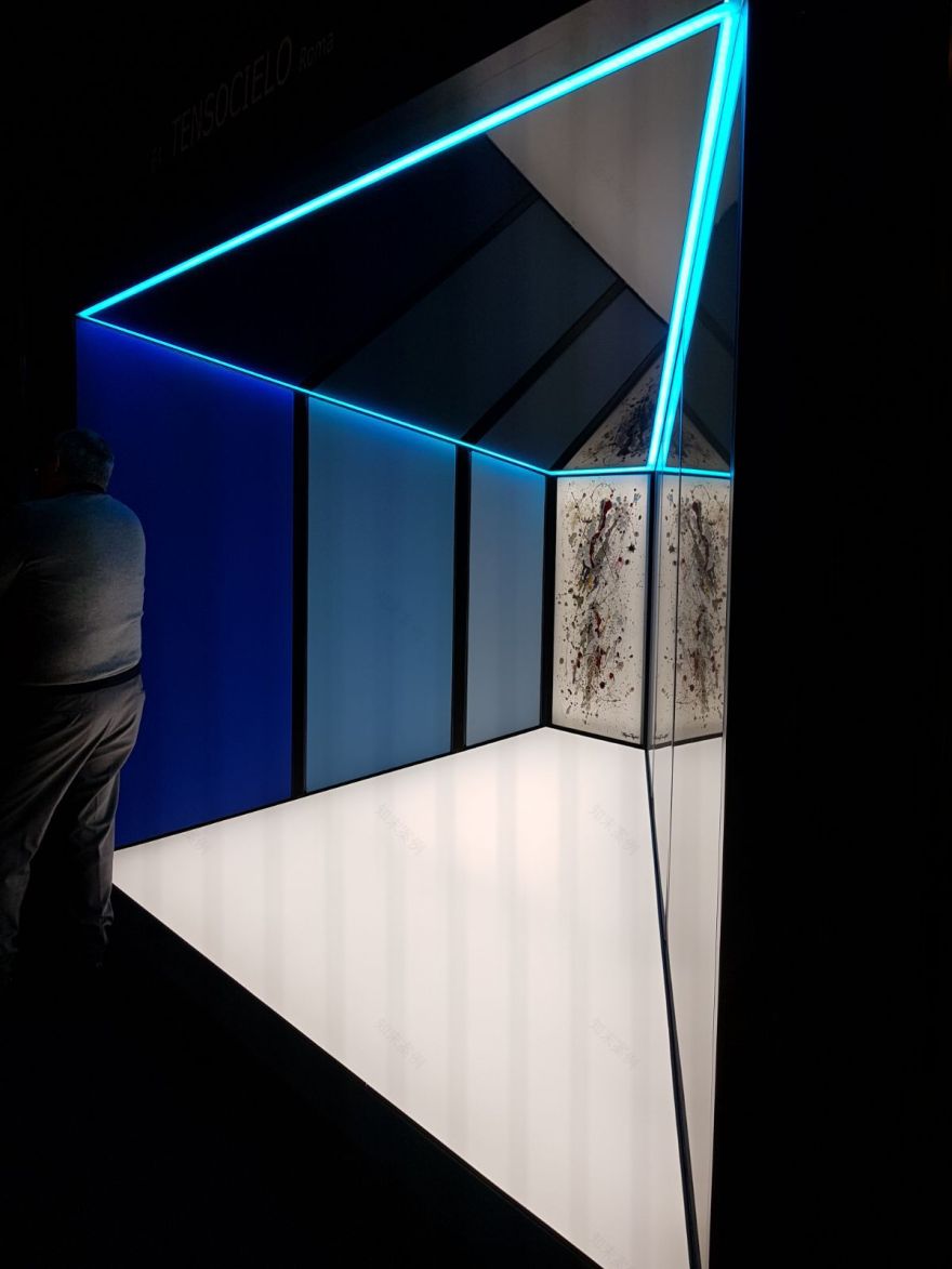 幻影般的巴洛克式展台设计-1