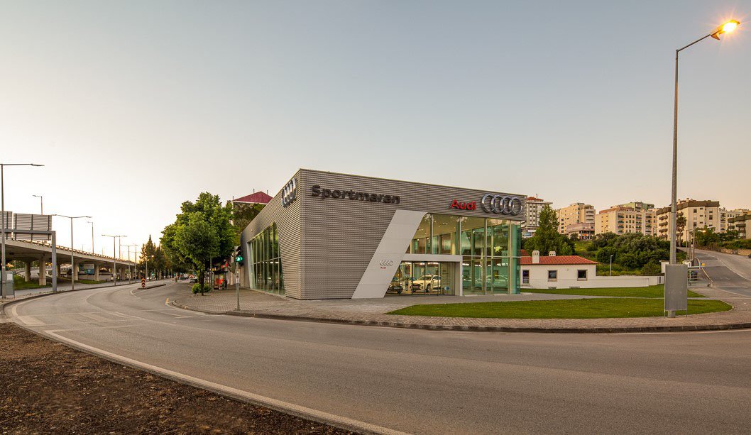 José Martinez Silva丨办公建筑丨AUDI Integrated Facilities. Sportmaran . Coimbra-1