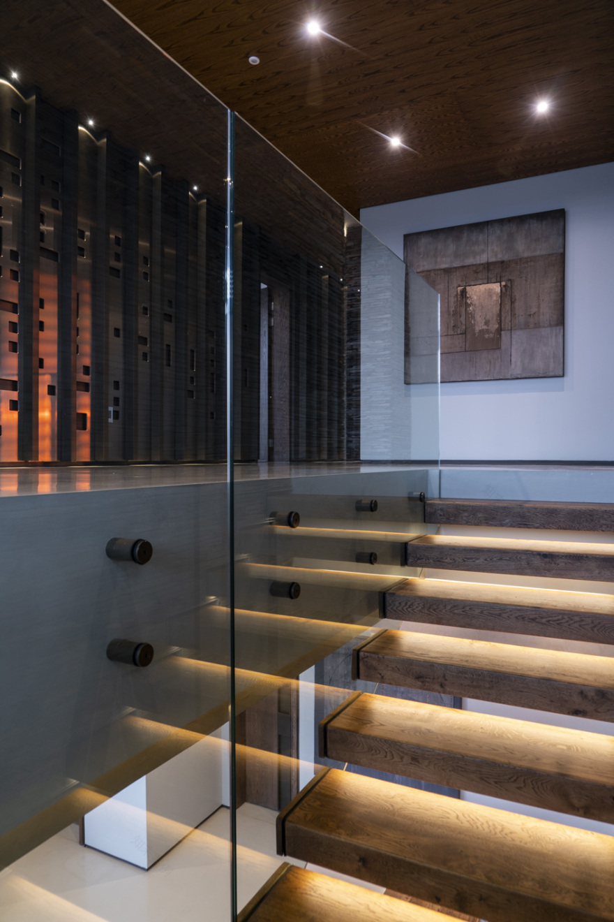 南非 Mooikloof Heights 别墅 | 室内外生活交融,景观迷人-5