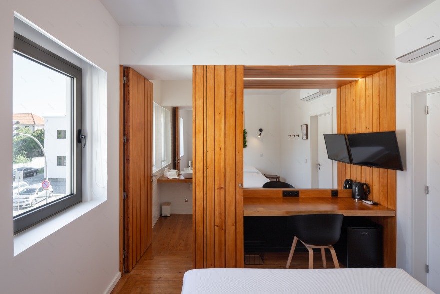 波尔图 50 年代风格住宅绿色垂直花园设计丨葡萄牙波尔图-14