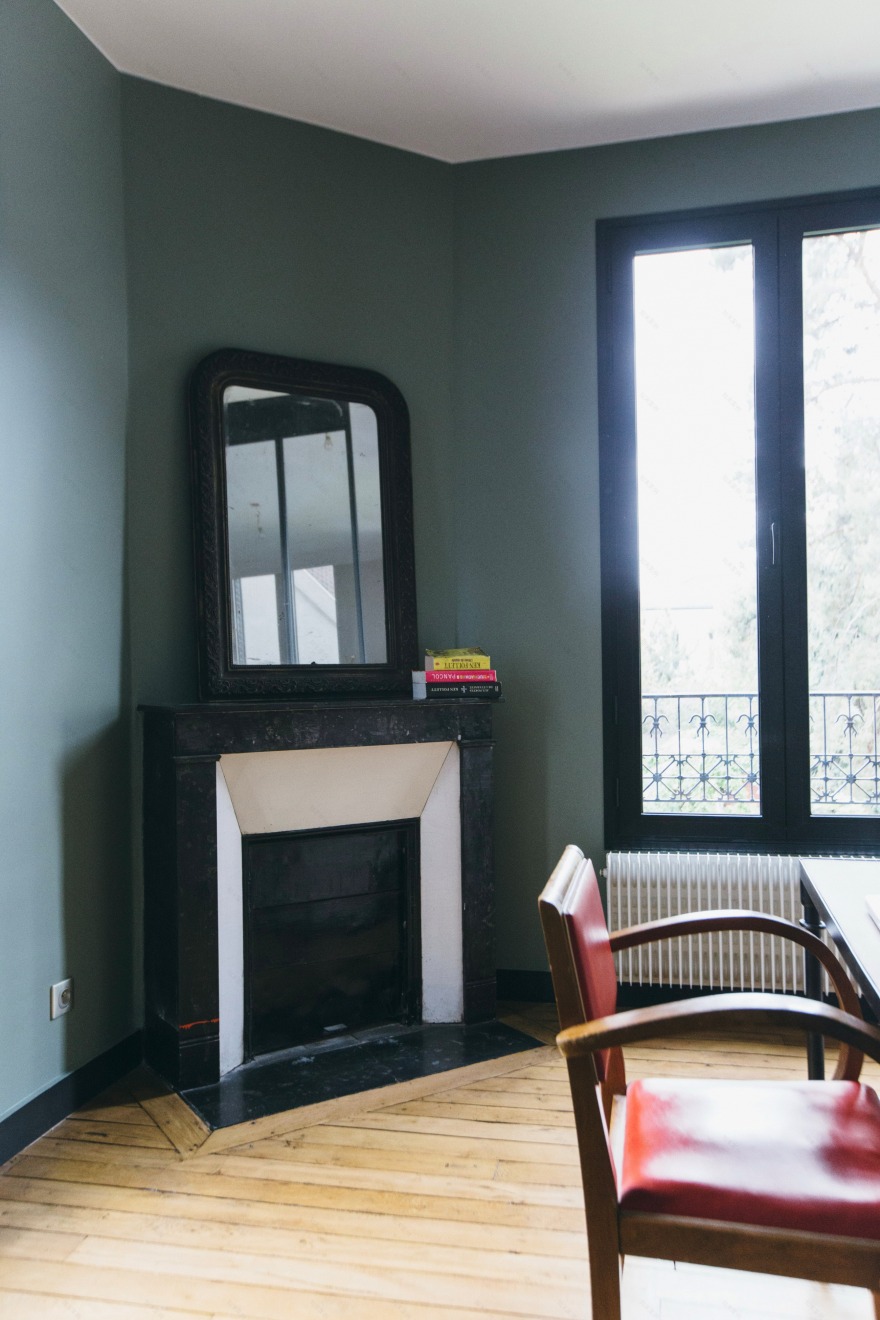 巴黎郊区百年别墅的现代重生-35