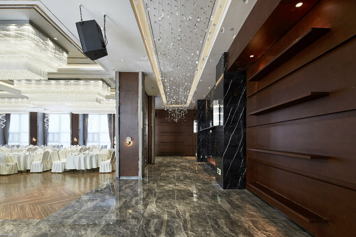 现代轻奢风格宴会厅-0