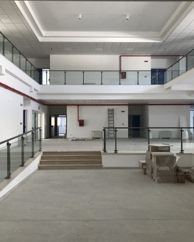 新梅里尼中学新校舍设计 · 融入环境的校园规划