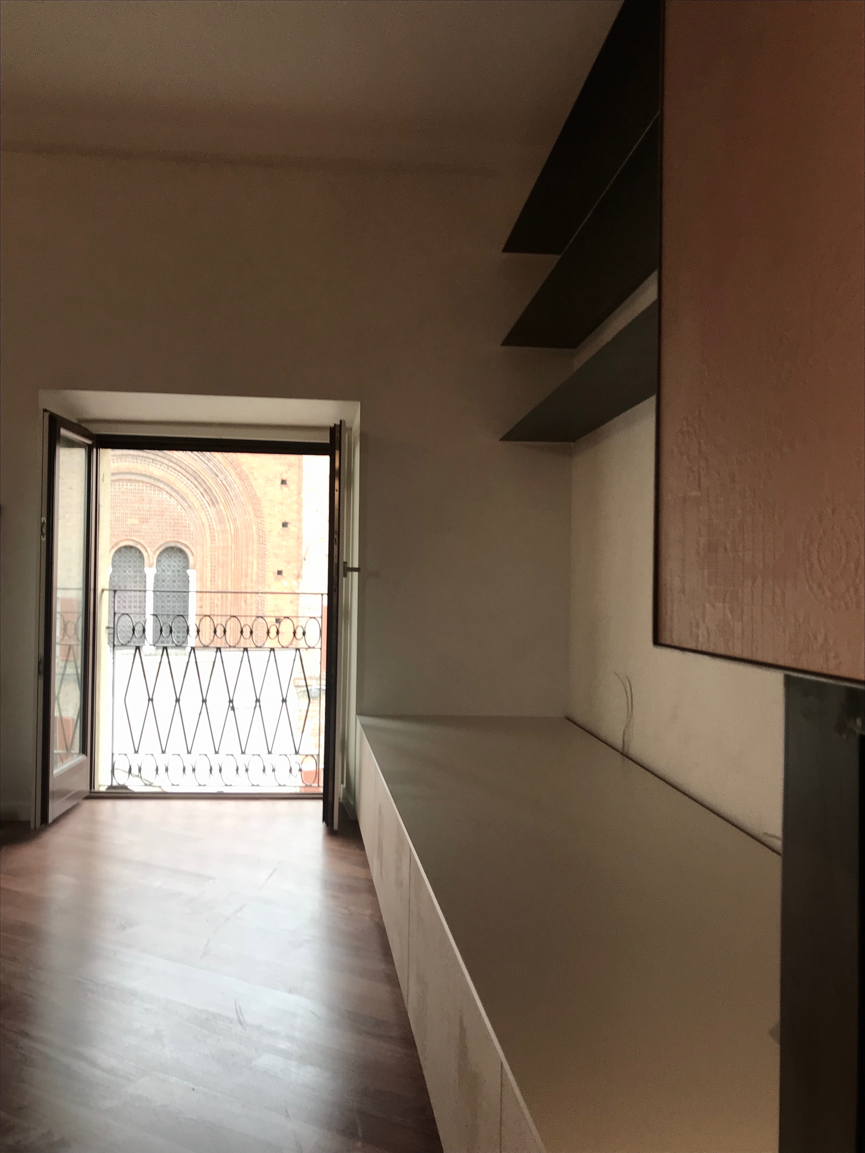 古董与极简的对话——意大利广场公寓设计-5