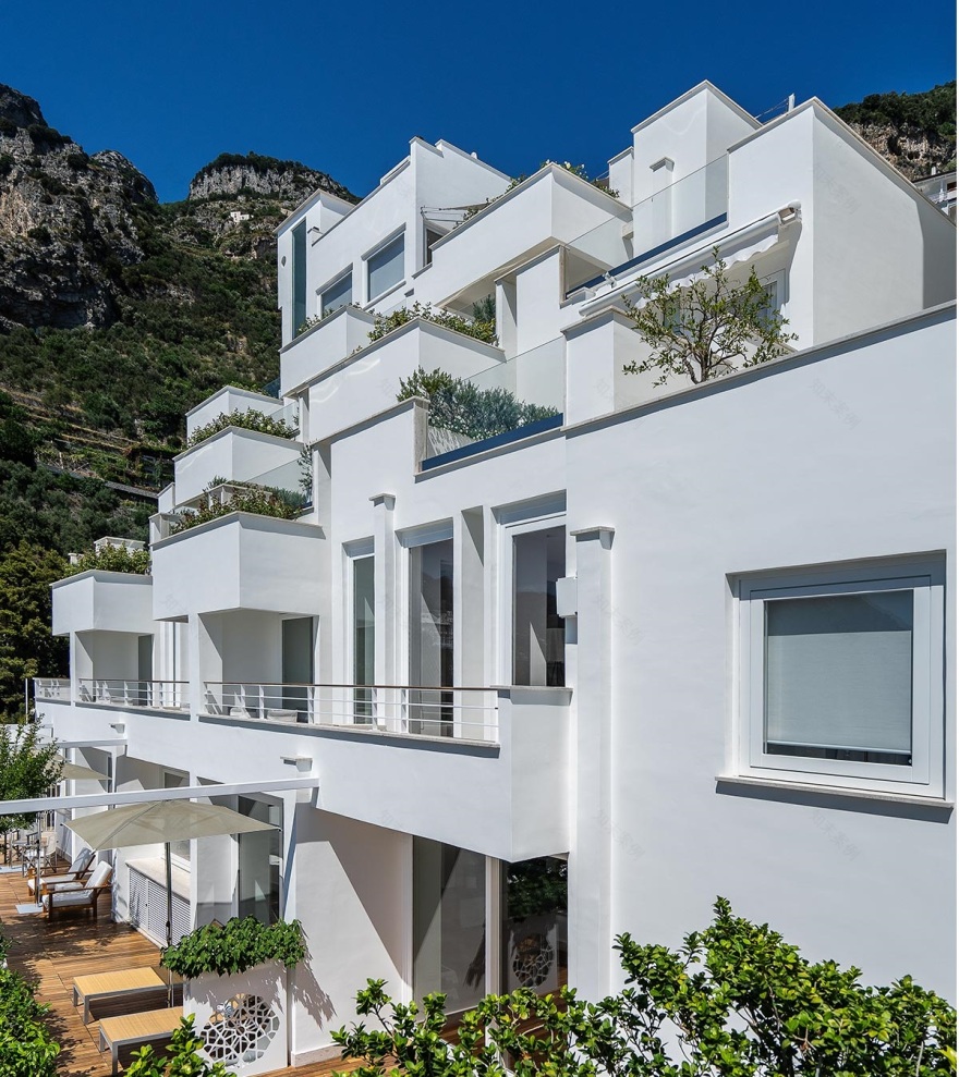 阿马尔菲海岸的现代白色酒店设计-33