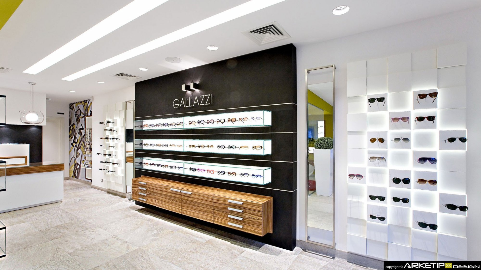 绿意盎然的光影空间——意大利 Ottica GALLAZZI 眼镜店设计-10