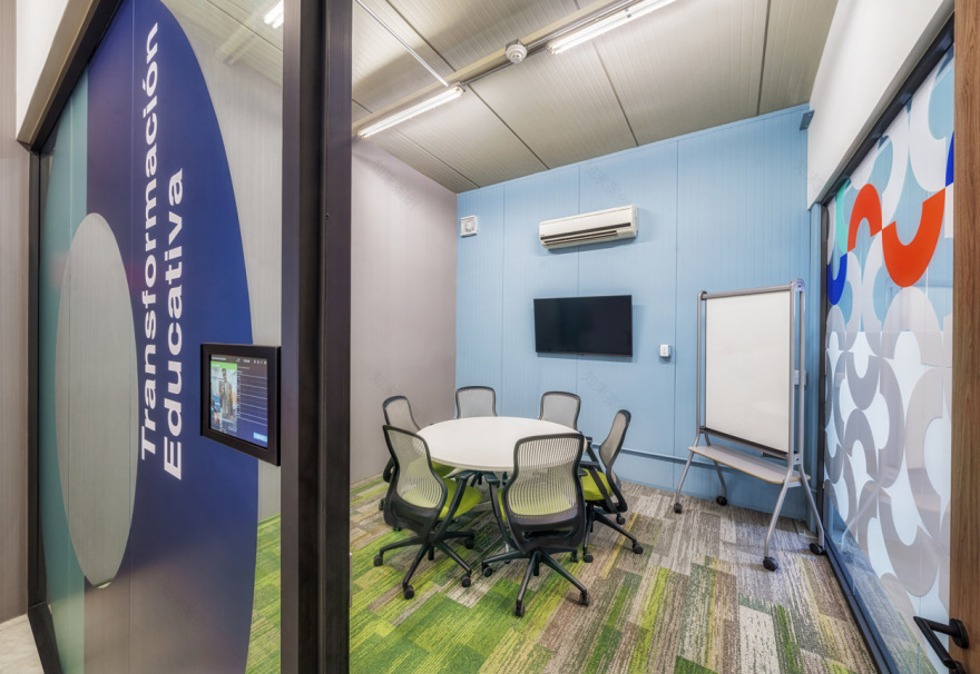 墨西哥校园临时教师办公室设计-4