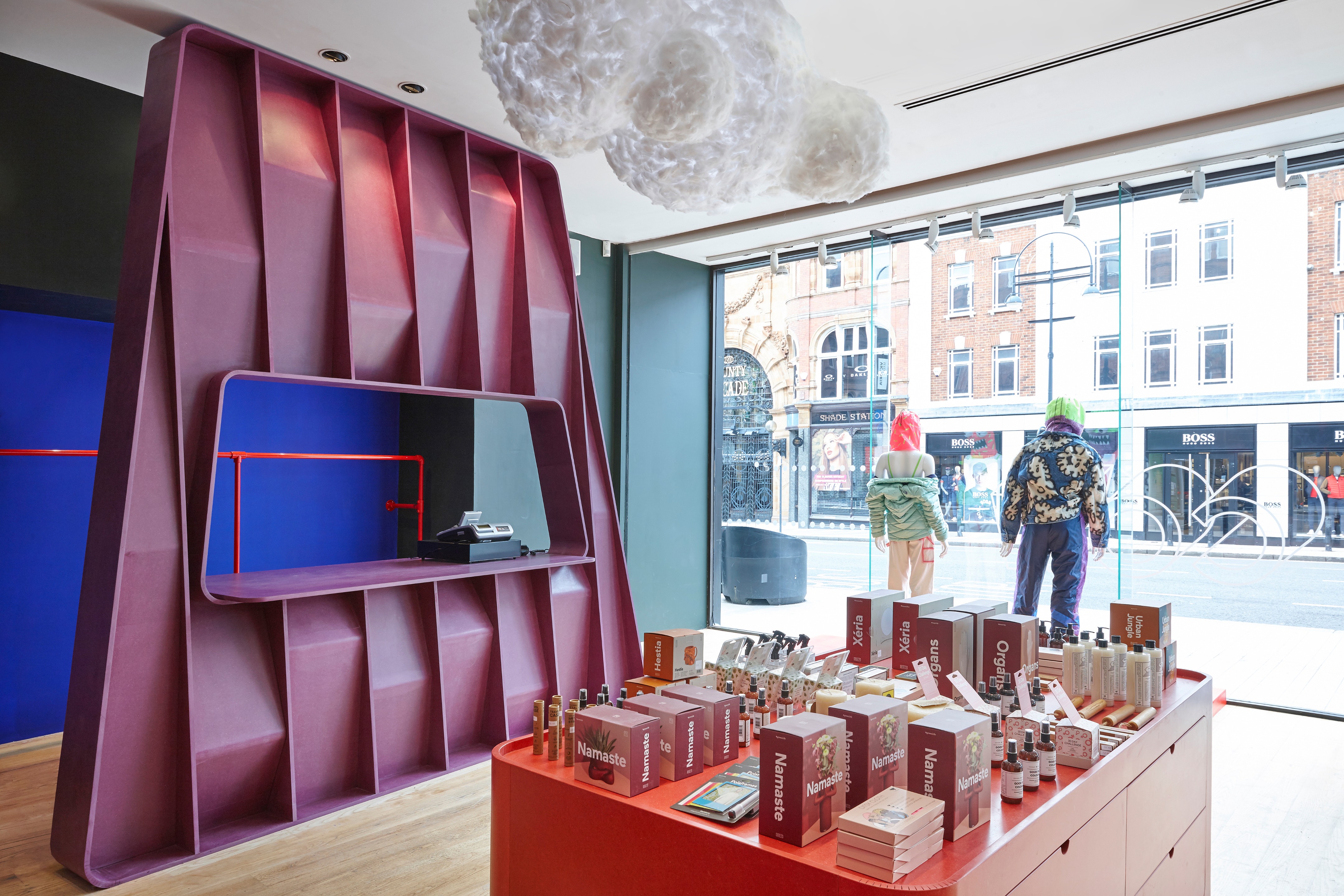 COW Leeds 旗舰店-1