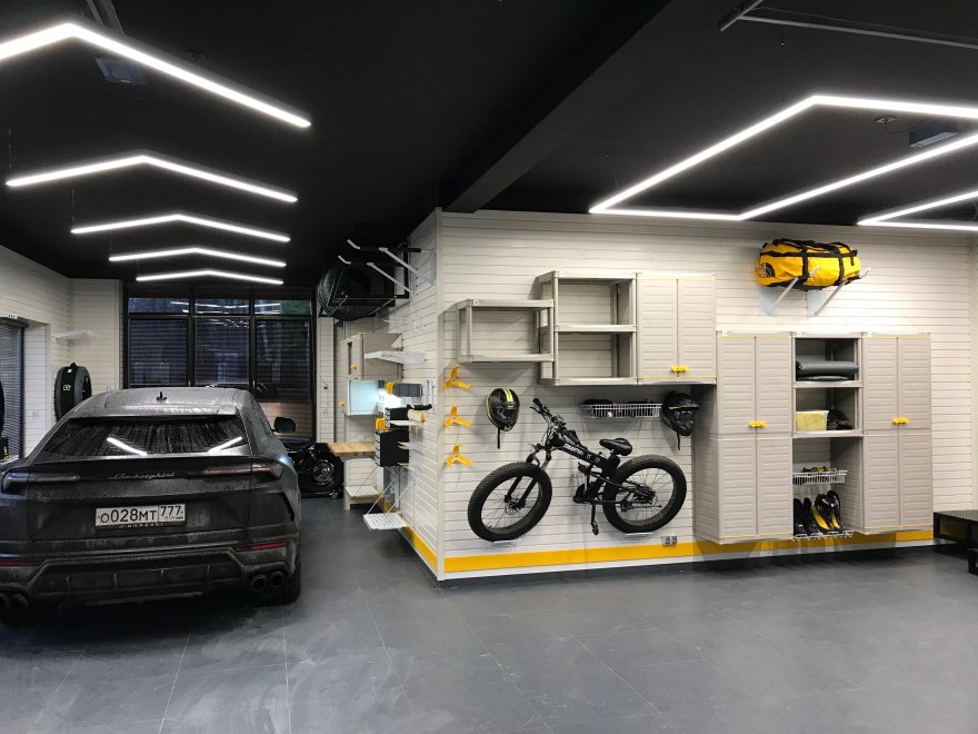 定制汽车美容车库,呈现独特照明设计-19