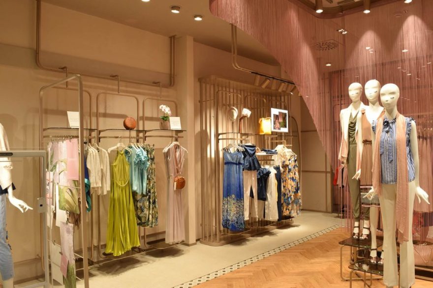 时尚女性品牌店“Rinascimento”新概念设计-4