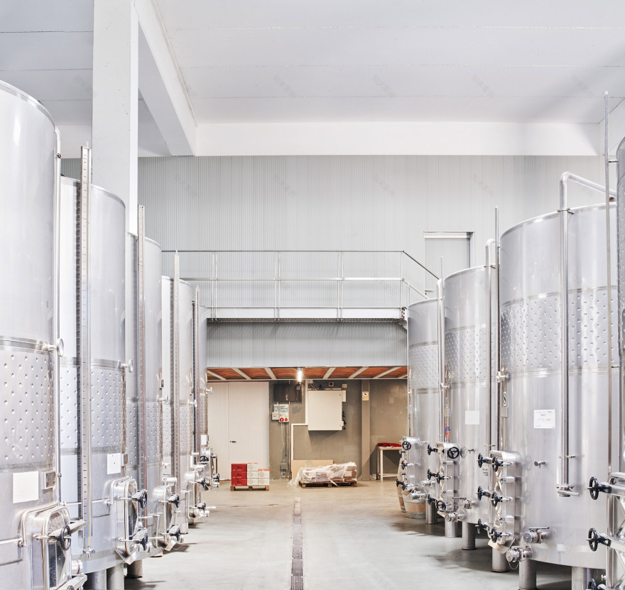 酿酒厂空中画廊 | 灵活多变的展览空间-49