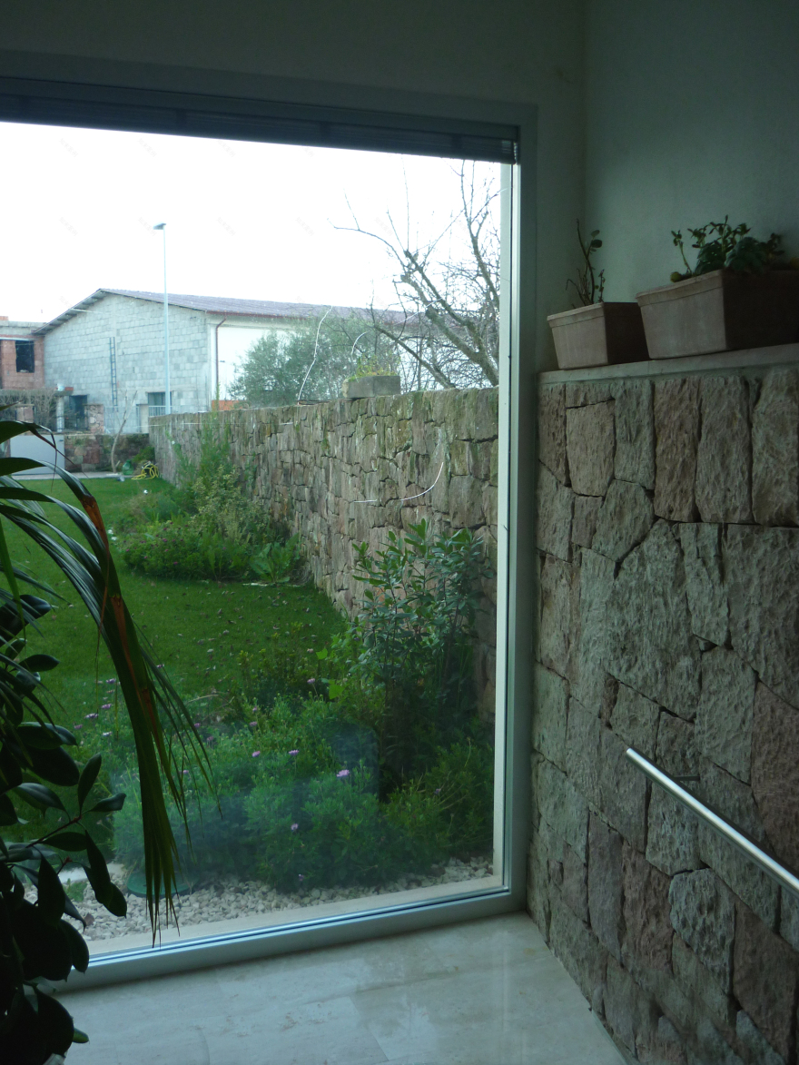 意大利 Samugheo 健康住宅设计-7