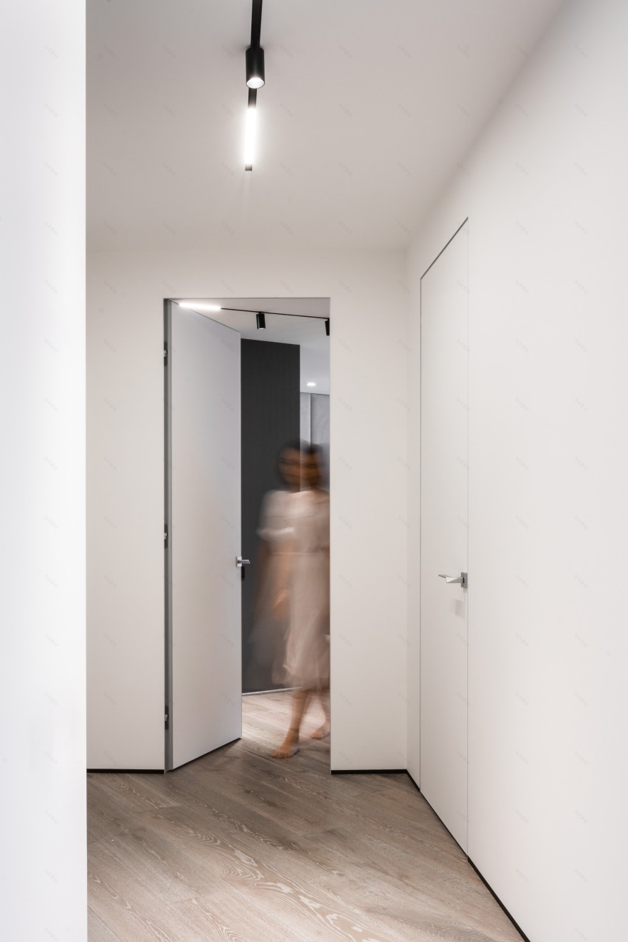 摩尔多瓦现代简约公寓设计丨AB + Partners-14