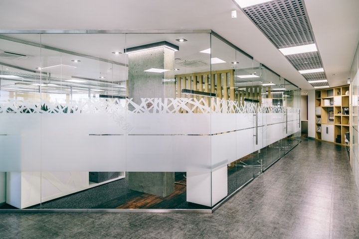 圣彼得堡采石服务公司办公室-19