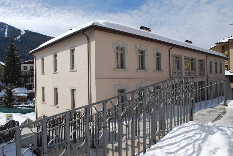 重生之堡 · 意大利 Ponte di Legno 市政厅修复记-1