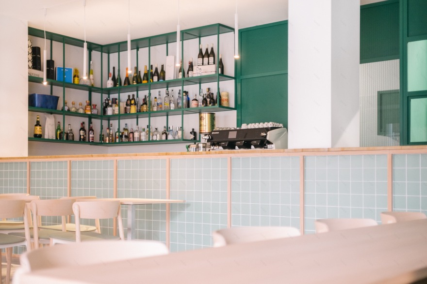 自然现代风咖啡店设计丨意大利萨萨里-5