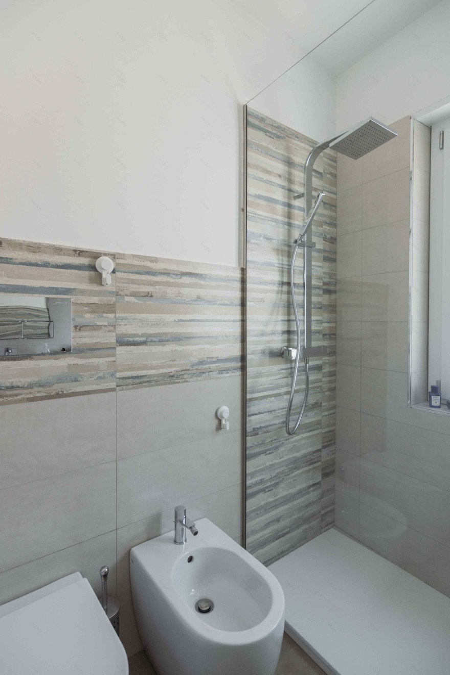 历史中心古宅翻新,现代设计与古典元素完美融合-12