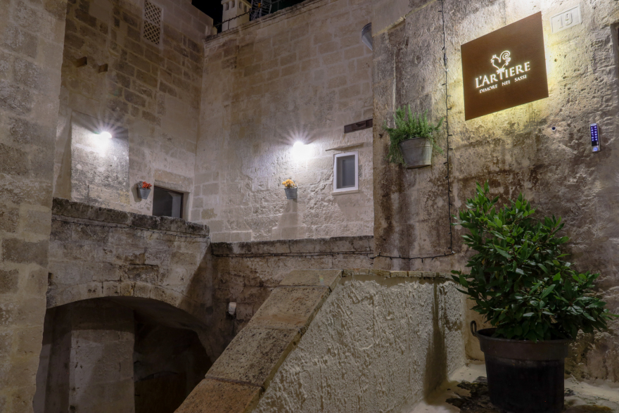 永恒之美 · 马泰亚·安东尼奥·阿奇托的石头城修复设计-4