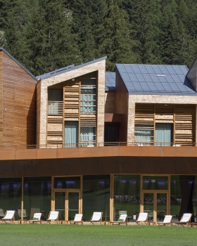 CampZero 奢华山地度假酒店