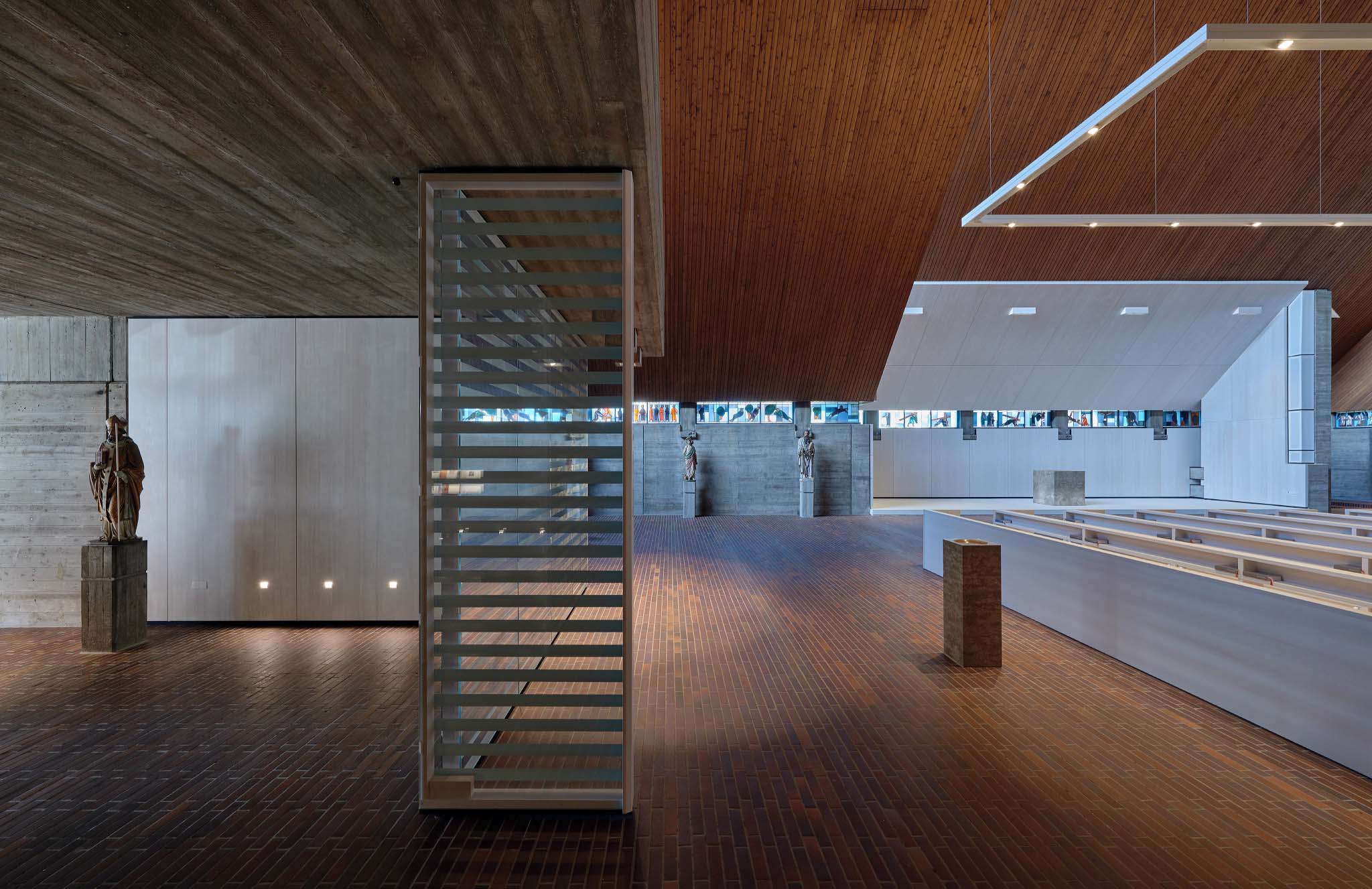 天主教教区教堂圣灵-8