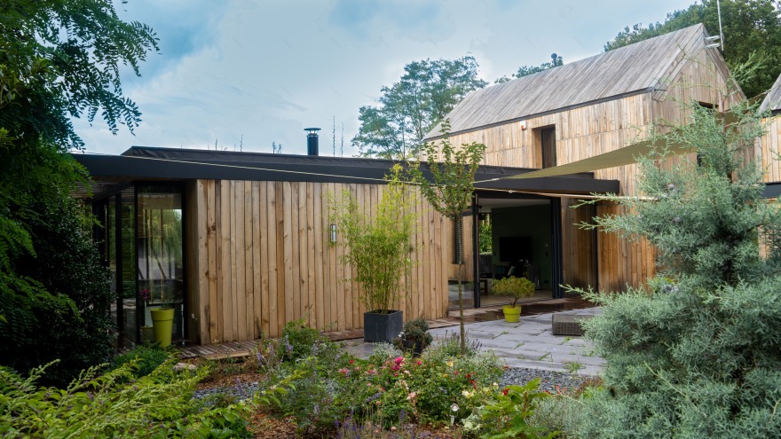 法国 EC-BOIS 别墅建筑 | 环保可持续的居住空间-8