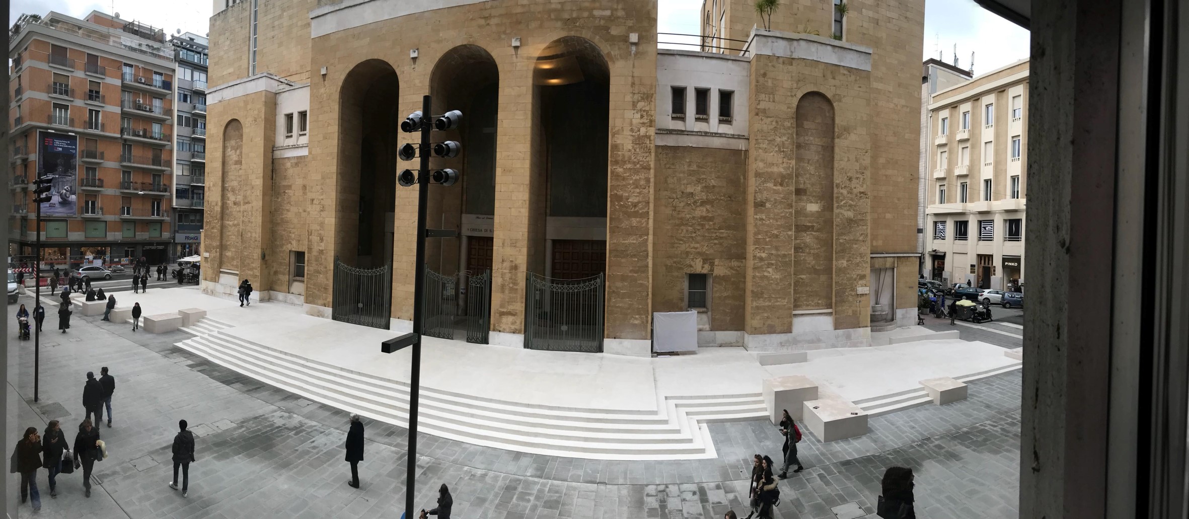 巴里市 Via Sparano 街道重生 | 城市公共空间与商业文化的完美融合-5