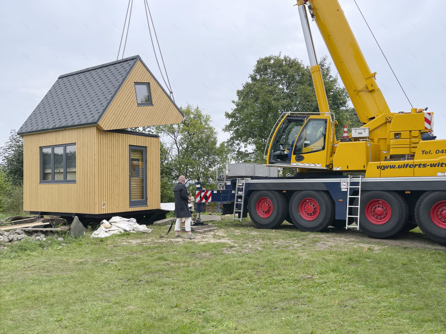 德国火车站的折叠生态小屋丨Brette Haus-5