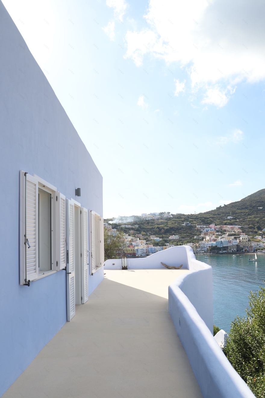 波纳米岛海景别墅,曲线造型与色彩完美融合-7