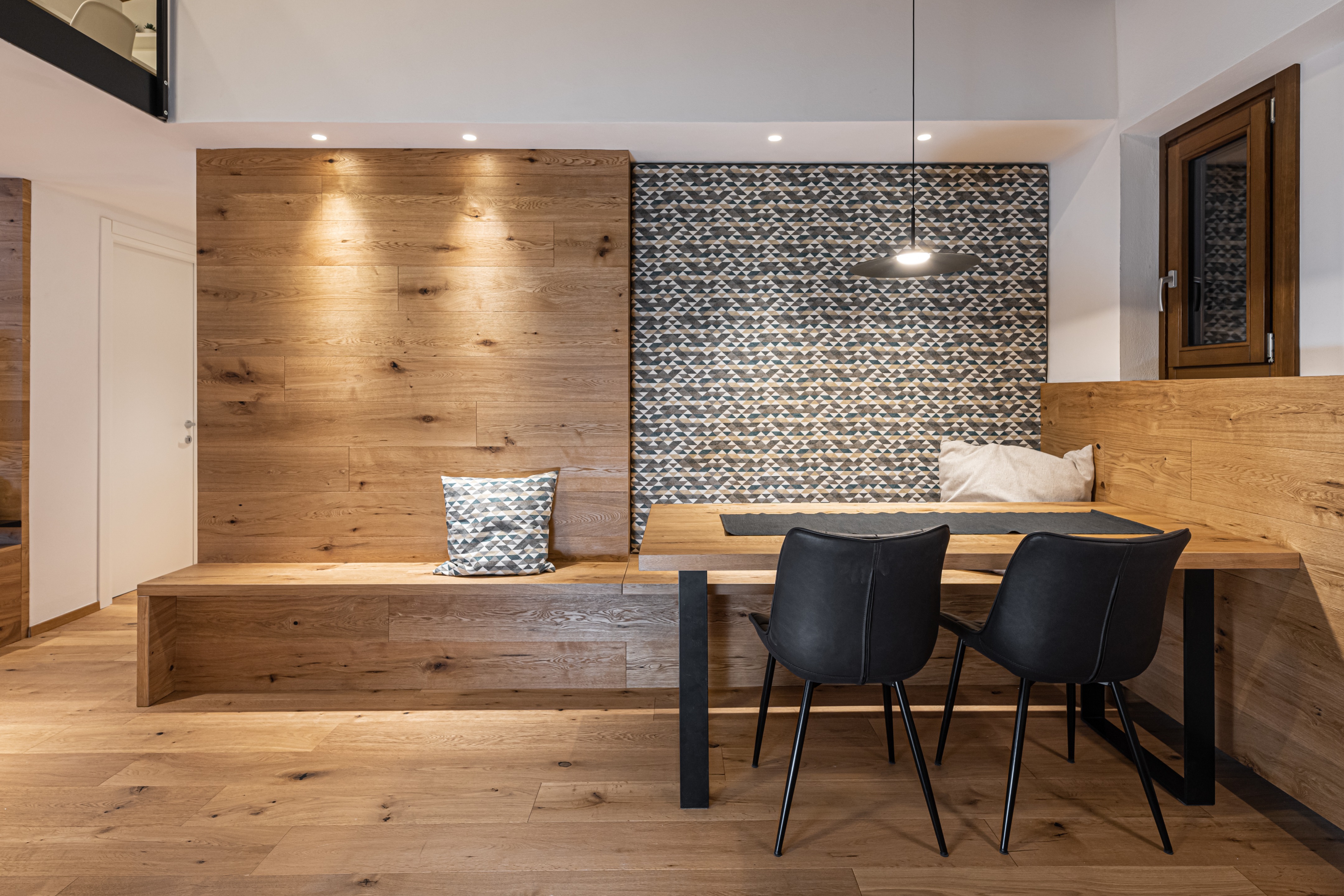 自然材料打造温馨阿尔卑斯风格小公寓-4