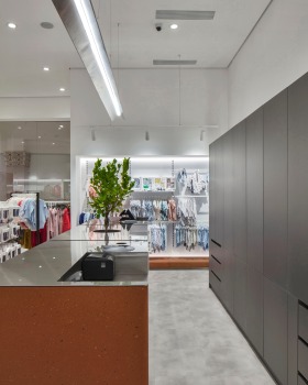 groy studio丨服装店丨Alex store