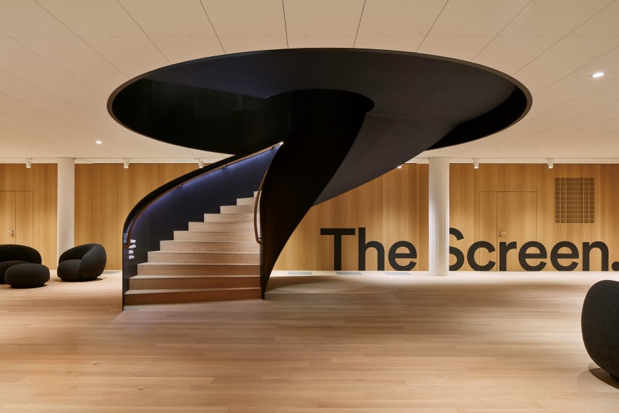 EF Zurich Office | 瑞士金融中心的教育先驱-0