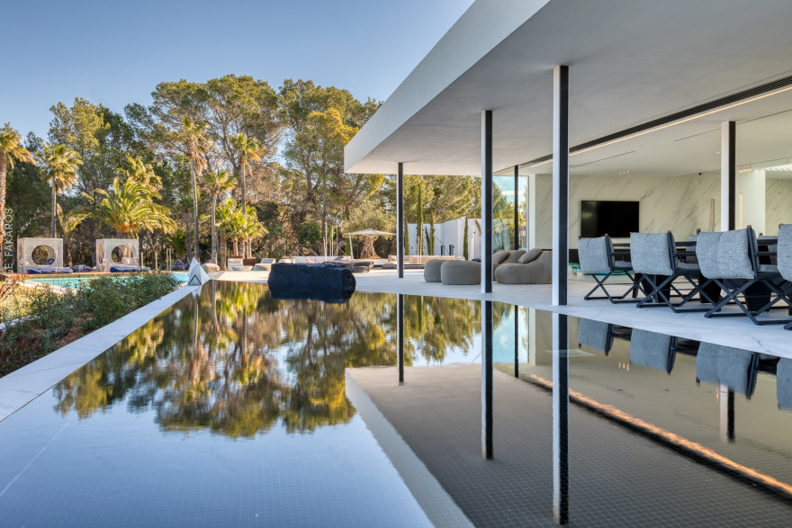 地中海风情别墅,自然与艺术的完美融合-0