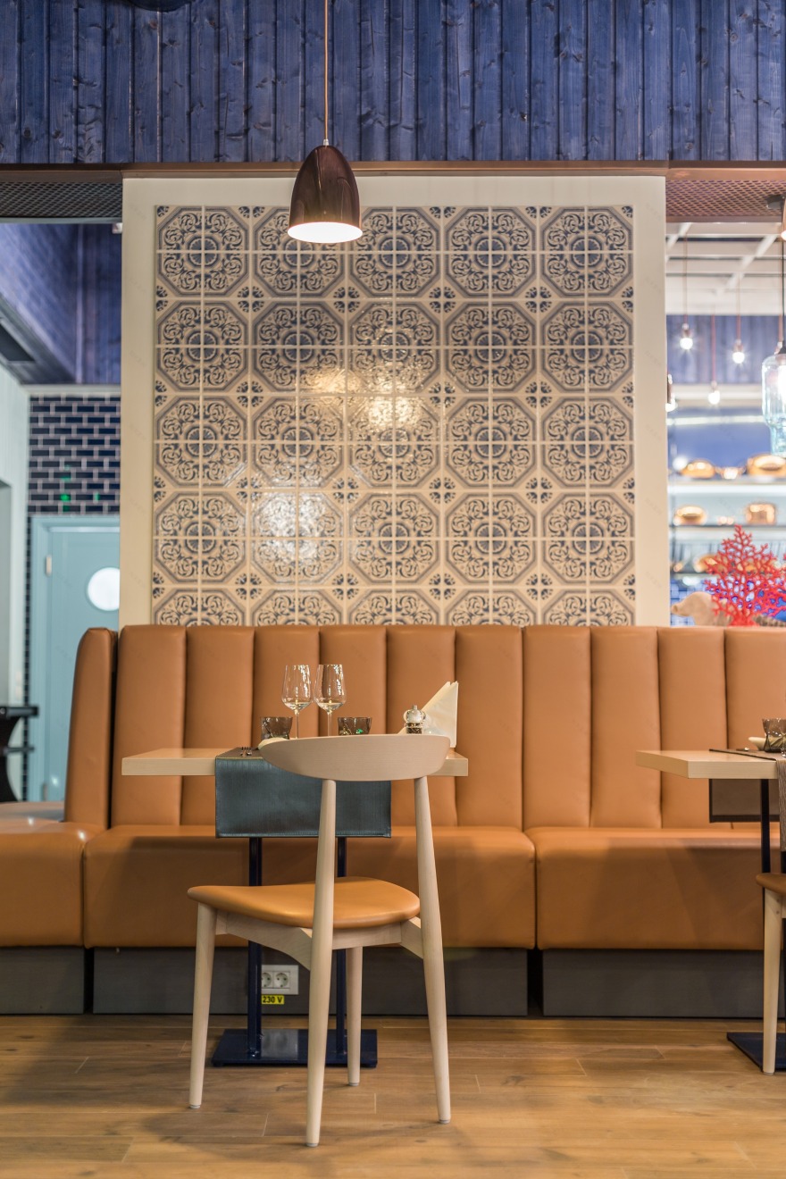 舞动龙虾 · 葡萄牙风情海鲜餐厅设计-23
