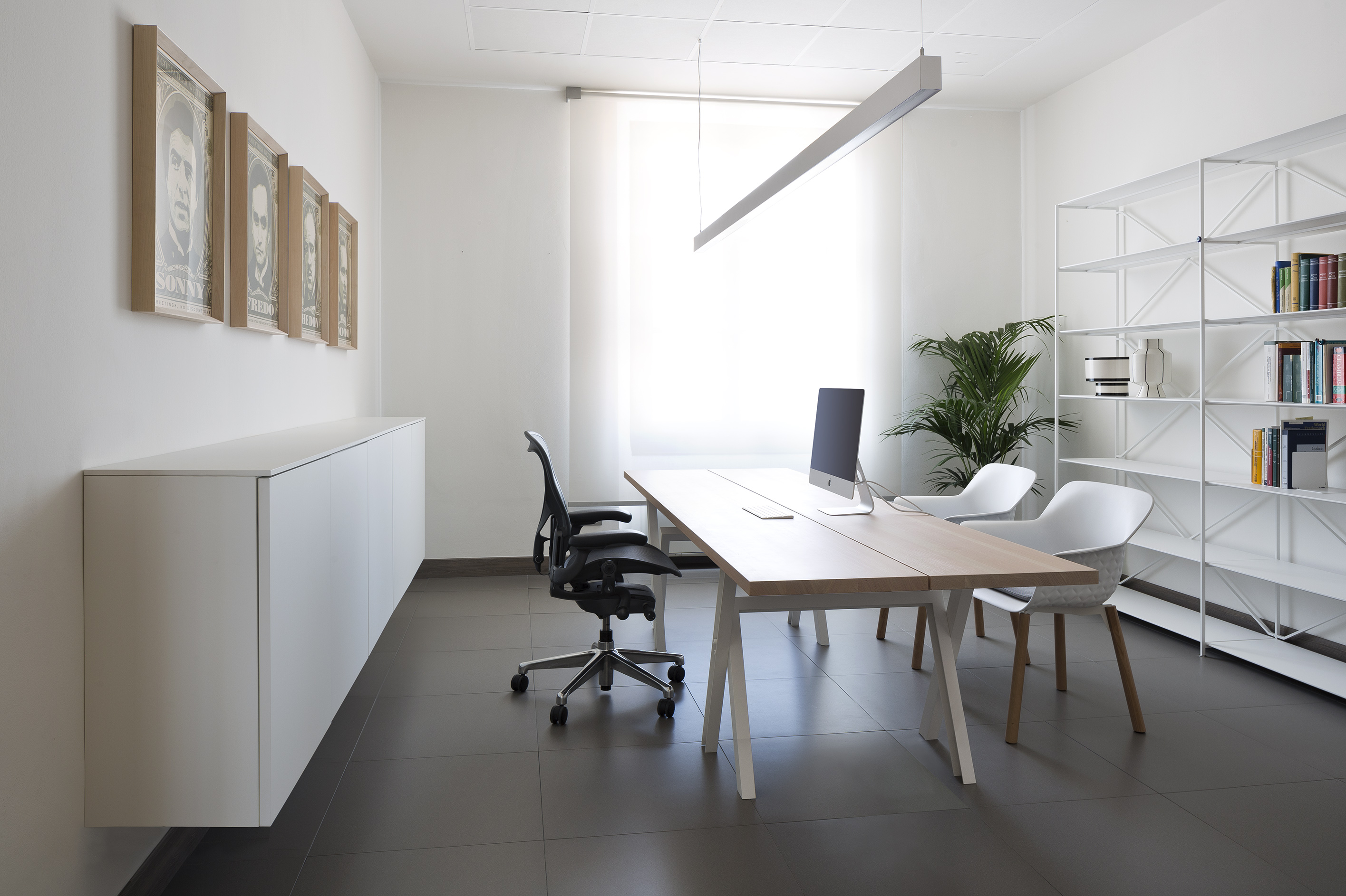 佛罗伦萨历史建筑中的现代法律办公空间-15