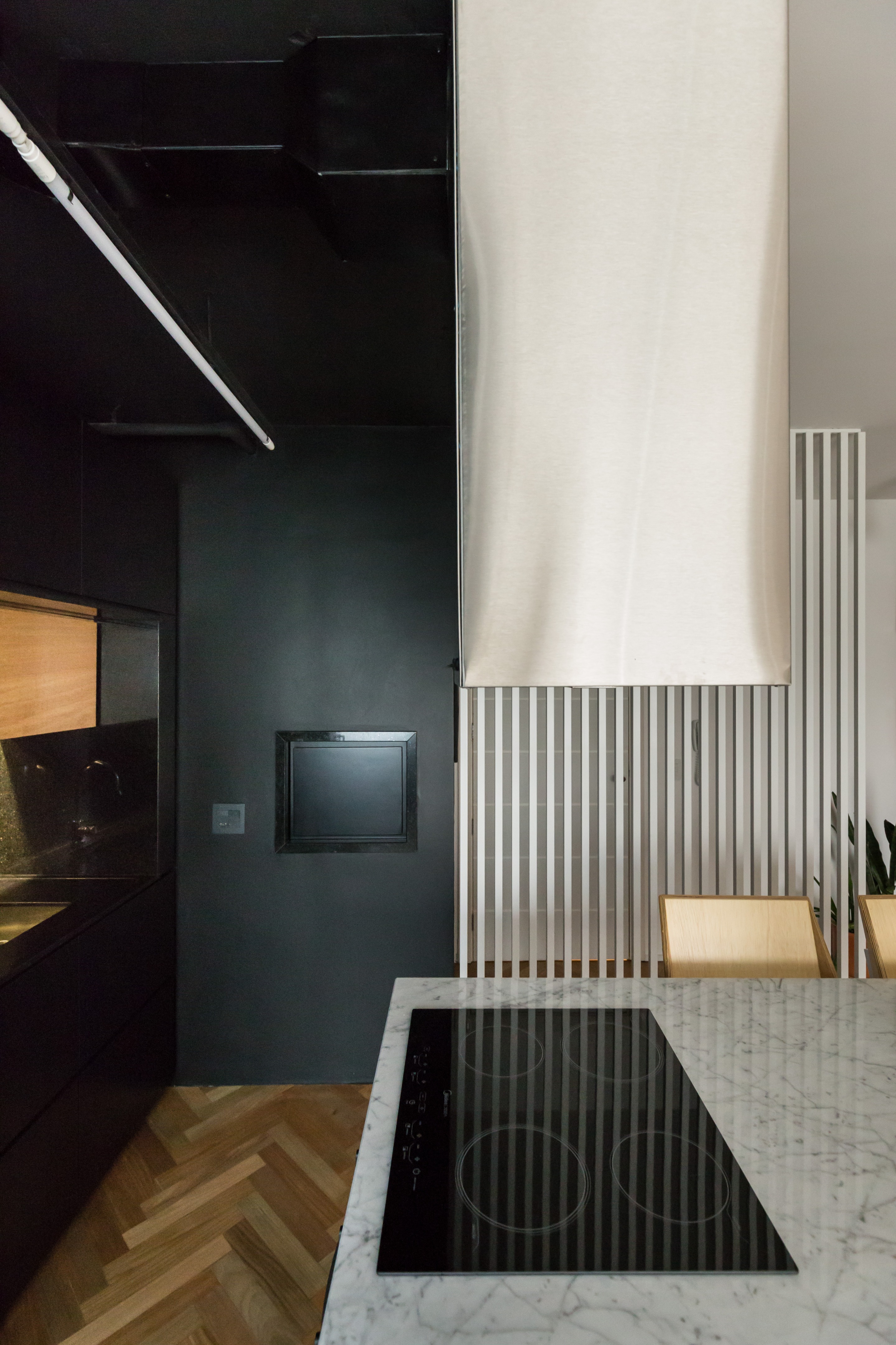 黑白灰的简约之家 | 巴西公寓设计案例-15